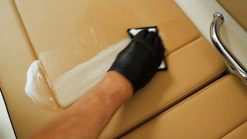 Speciální čistič na vinyl a kůži Allround Leather Cleaner 1 l 